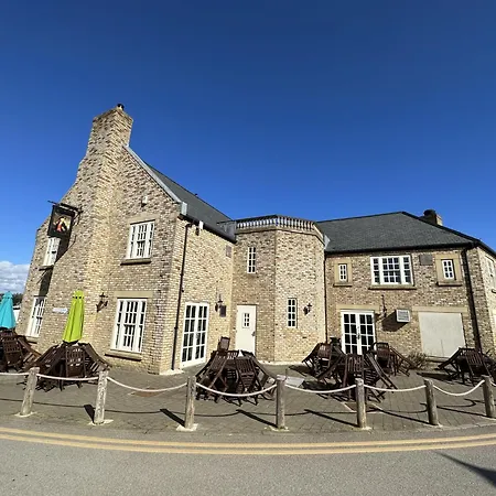 Simply The Bay - Part Of The The Bay Village With Pool, Gym And Direct Access, Pub, Restaurant, Tennis And Meadows Walks Holiday home Filey