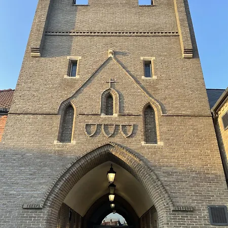 Simply The Bay - Part Of The The Bay Village With Pool, Gym And Direct Access, Pub, Restaurant, Tennis And Meadows Walks